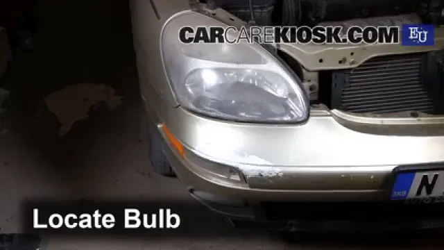 2000 Daewoo Nubira SE 2.0L 4 Cyl. Éclairage Feux de croisement (remplacer l'ampoule)